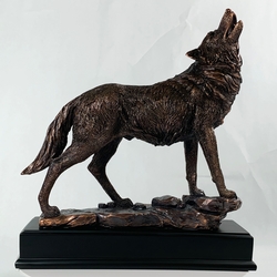 Howling Wolf Trophy