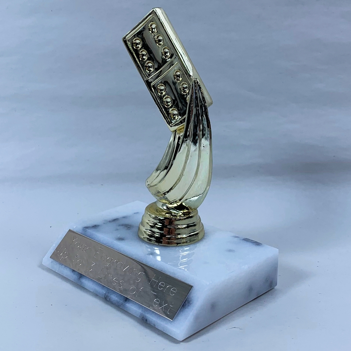 domino-trophy-by-athletic-awards